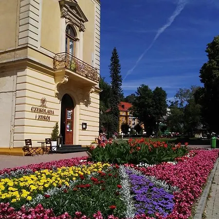 شقة Kraszewskiego 35 *